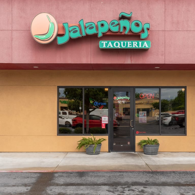 Welcome to Jalapeno’s Taqueria
